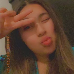 Meet your Posher, Isabel